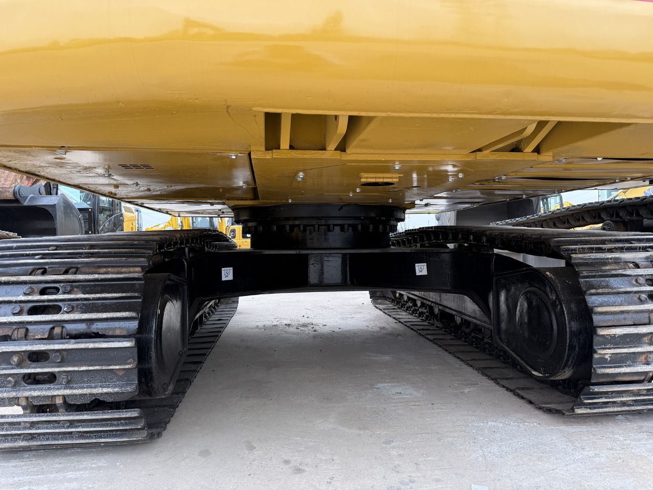 2022 Caterpillar 320B Crawler Excavator