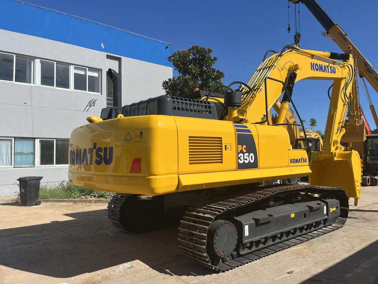 2022 Komatsu PC350 Crawler Excavator