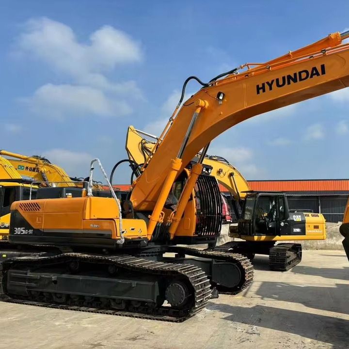2022 Hyundai 305-9 Crawler Excavator