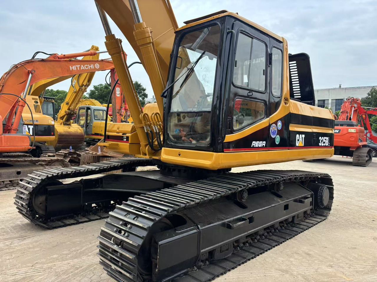 2020 Caterpillar 325B Crawler Excavator