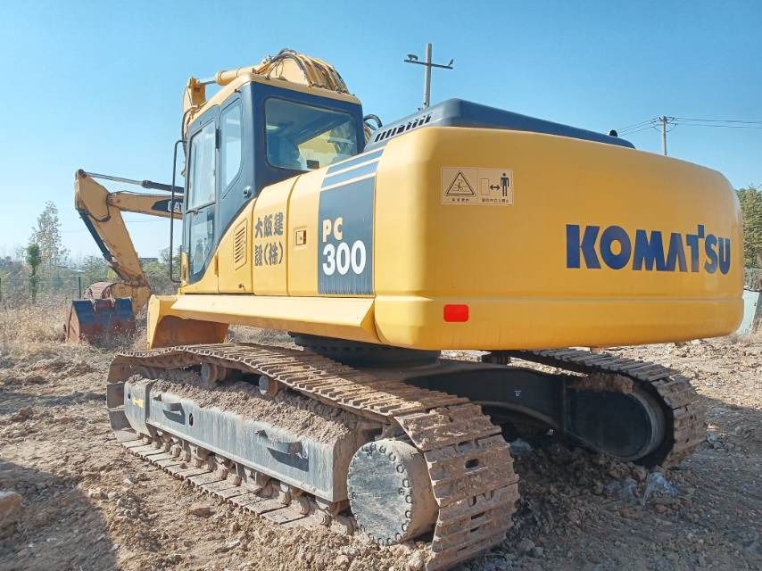 2022 Komatsu PC300 Crawler Excavator