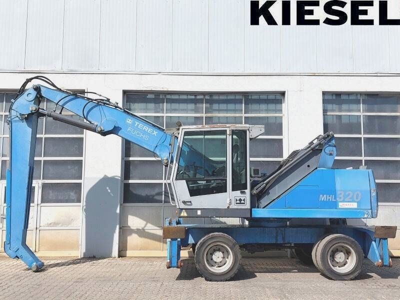 2011 Fuchs MHL320D Material Handler