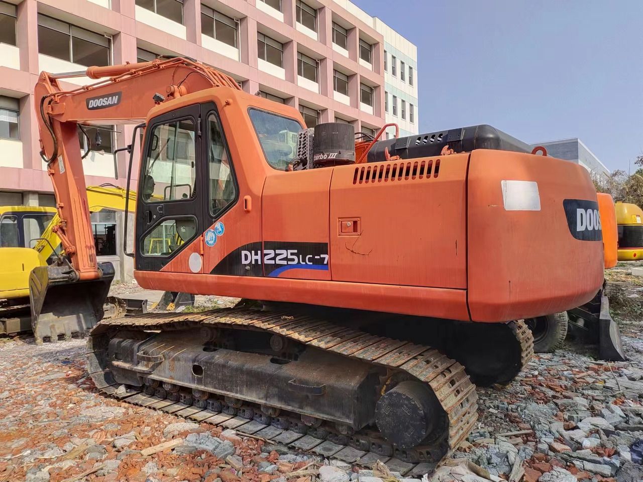 2018 Doosan DH225LC-7 Crawler Excavator