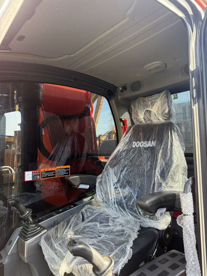 2024 Doosan DX225LC Crawler Excavator