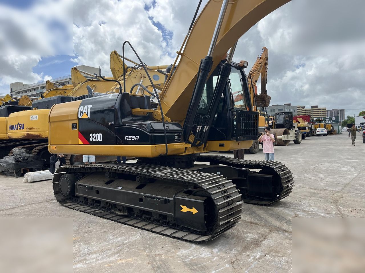 2022 Caterpillar 320D Crawler Excavator