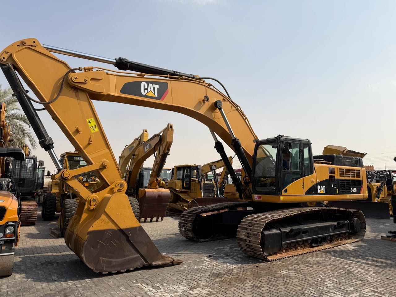 2011 Caterpillar 345D Crawler Excavator
