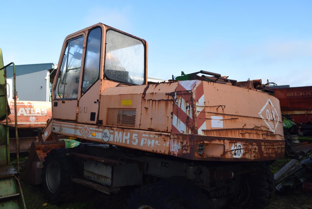 1990 O&K MH 5 Wheel Excavator