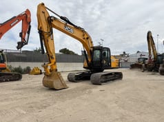 2015 JCB JS220LC Crawler Excavator