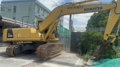 2016 Komatsu PC220-8 Crawler Excavator