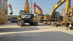 2022 JCB JS215LC Crawler Excavator