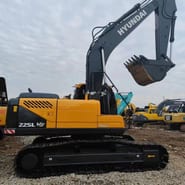 2022 Hyundai R225VS Crawler Excavator