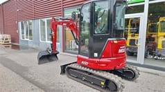 Mole M25 Mini Excavator