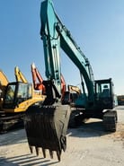 Rupsgraafmachine Kobelco Gebruikte Graafmachine SK200 Graafmachine SK200 20TON SK210 Middelgrote Rupsgraafmachine (2022)
