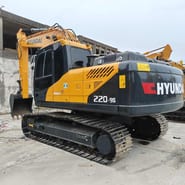 2015 Hyundai R220LC-9S Crawler Excavator