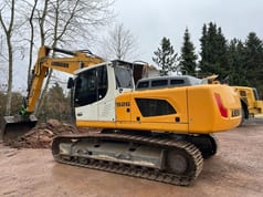 2017 Liebherr R926 Crawler Excavator