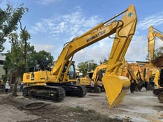 2023 Komatsu PC400-7 Escavatore Cingolato