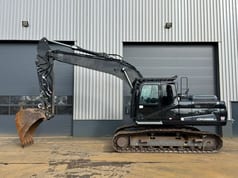 2021 Doosan DX225LC-5 Crawler Excavator