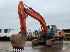 2018 Hitachi ZX300LC-6 Гусеничный экскаватор