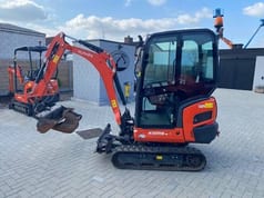 Mini-pelle Kubota KX019-4 de 2024