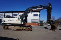 Escavatore cingolato Hidromek 300LC-3B del 2016