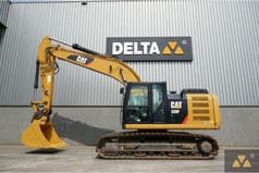 2017 Caterpillar 320FL Crawler Excavator