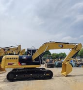 2023 Caterpillar 320D2 Raupenbagger