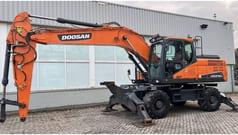 2020 Doosan DX210W-5 Wheel Excavator