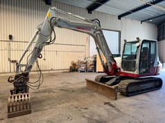 Mini-excavator Takeuchi TB290, 2017