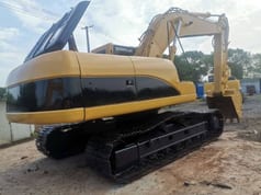 2023 Caterpillar 325C Escavadora de Rastos