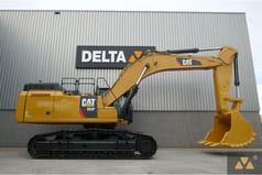 2020 Caterpillar 352F Crawler Excavator