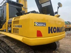 2022 Komatsu PC240-8 Crawler Excavator