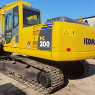 2020 Komatsu PC200-8 Crawler Excavator