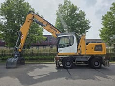 2015 Liebherr LH 24 Material Handler