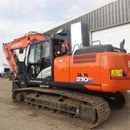 Гусеничный экскаватор Hitachi ZX210