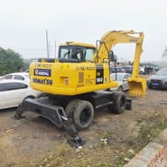 2023 Komatsu PW160W-7 Excavadora sobre Ruedas