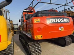 Escavadora de Rastos Doosan DX300LC-9C 2023