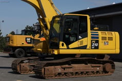 2018 Komatsu PC210LC-11 Crawler Excavator