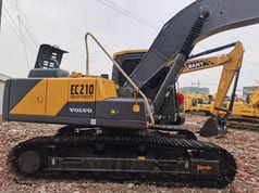 2019 Volvo EC210 Crawler Excavator
