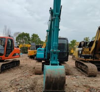 Kobelco SK140-8 Raupenbagger