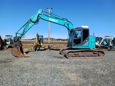 2013 Kobelco SK140SRLC-3 Crawler Excavator