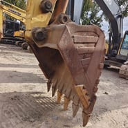 2024 Komatsu PC360-7 Escavatore Cingolato