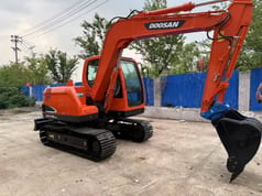 2025 Doosan DX75 Crawler Excavator