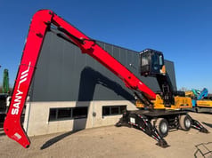 Manipulador de Materiales Liebherr LH40 2024