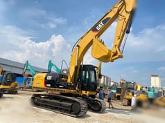 2019 Caterpillar 320D2 Crawler Excavator