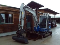 2016 Takeuchi TB260 Mini-excavator