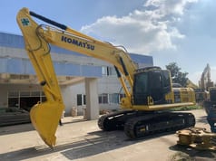 2023 Komatsu PC220-8 Crawler Excavator