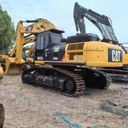 Pelle sur chenilles Caterpillar 340D de 2020