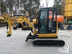 2014 Caterpillar 302.7DCR Escavatore cingolato