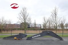 Volvo EC250E Гусеничний екскаватор