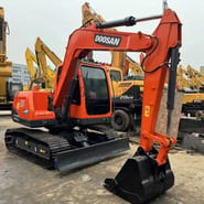 2022 Doosan DX75 Escavatore cingolato